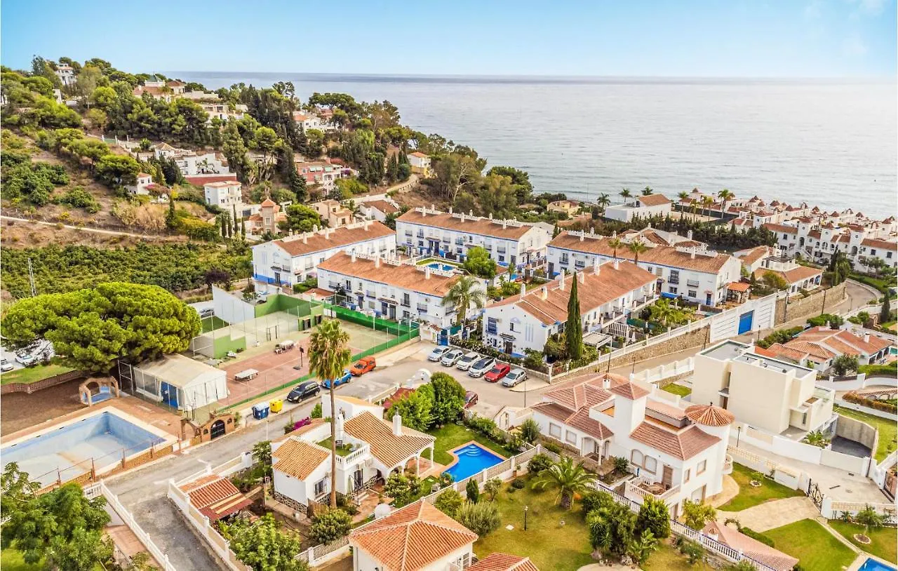 度假居 Nice Home In Velez Malaga With Kitchen 阿尔加罗沃