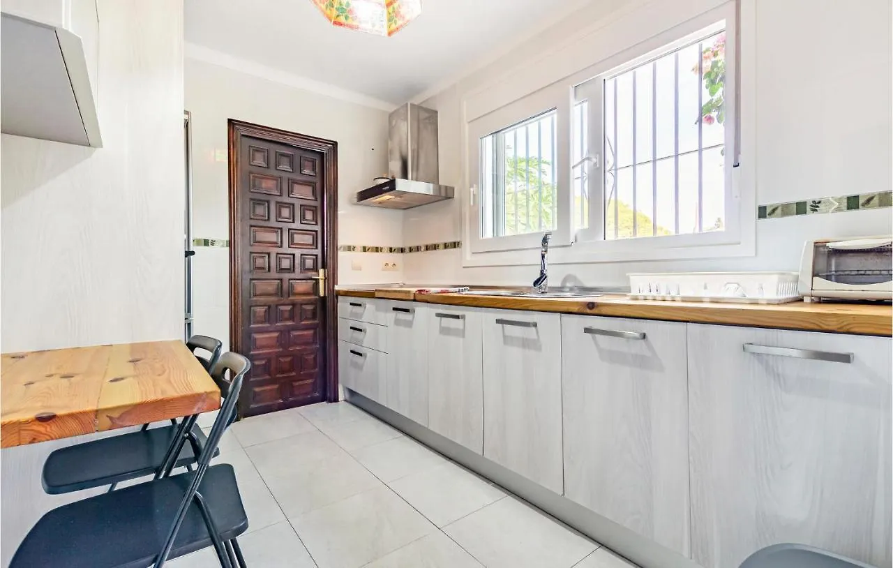 度假居 Nice Home In Velez Malaga With Kitchen 阿尔加罗沃